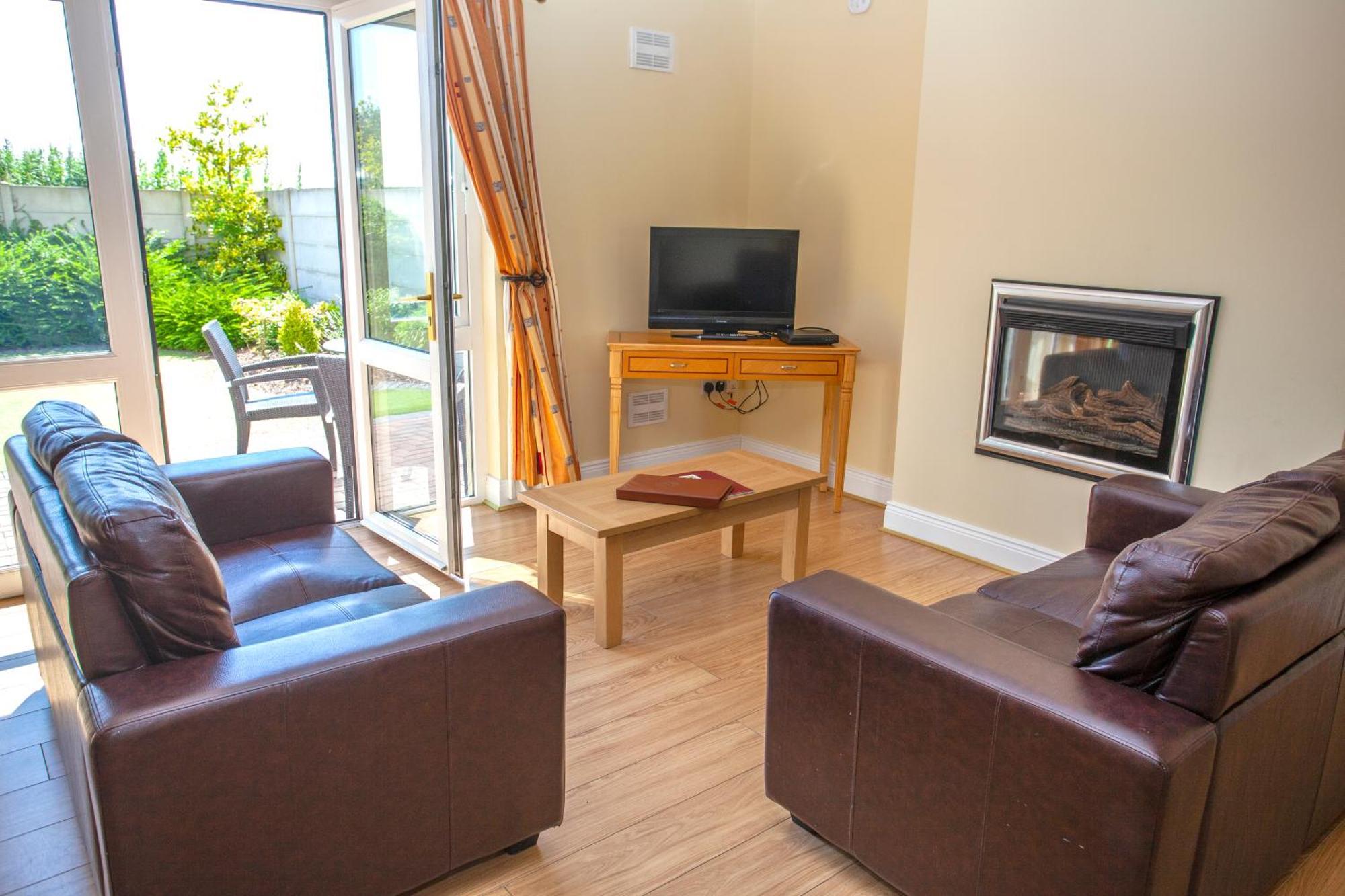Knightsbrook Hotel Courtyard Accommodation Trim Extérieur photo