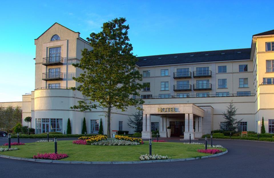 Knightsbrook Hotel Courtyard Accommodation Trim Extérieur photo